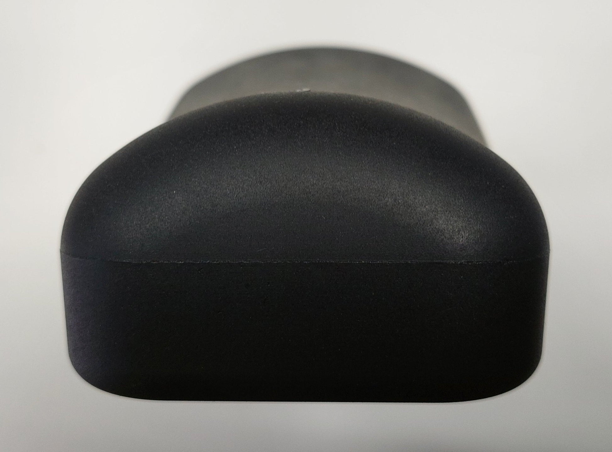 Back-A-Rest™ End View – Central Apex Support
